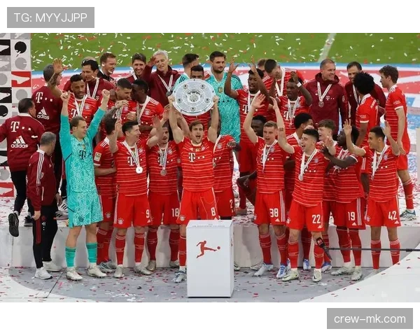 拜仁慕尼黑战术革新显成效,新阵型助球队强势回暖 拜仁慕尼黑战术革新显成效,新阵型助球队强势回暖